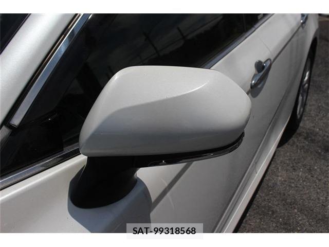 Toyota CAMRY HYBRID 2017-08 6675273-24