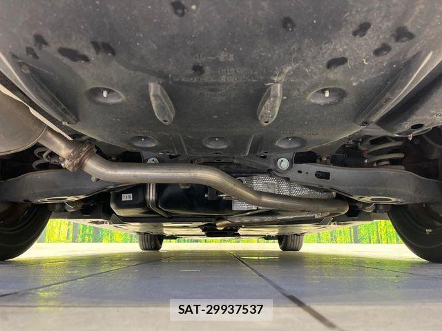 Toyota CAMRY HYBRID 2018-05 6675274-18