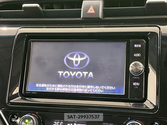 Toyota CAMRY HYBRID 2018-05 6675274-2