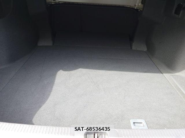 Toyota CAMRY HYBRID 2021-06 6690931-22