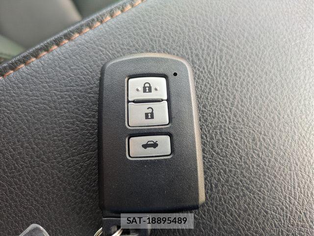 Toyota CAMRY HYBRID 2013-09 6715780-19