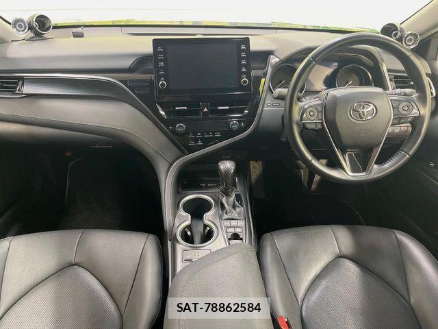 Toyota CAMRY HYBRID 2021-10 6715777-1
