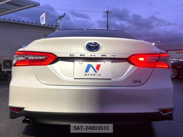 Toyota CAMRY HYBRID 2018-03 6715778-17
