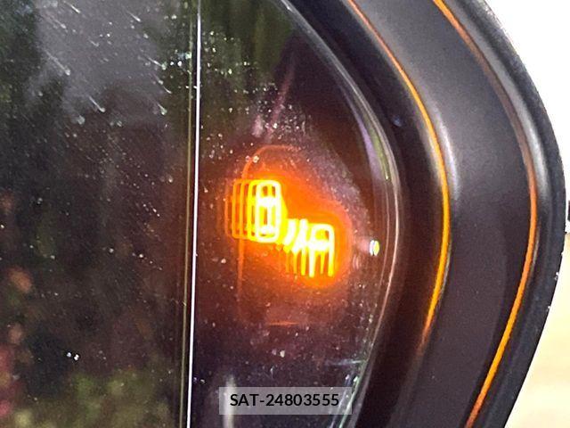 Toyota CAMRY HYBRID 2018-03 6715778-7
