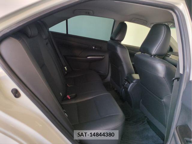 Toyota CAMRY HYBRID 2013-04 6750989-26