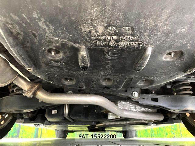 Toyota CAMRY HYBRID 2019-03 6790745-18