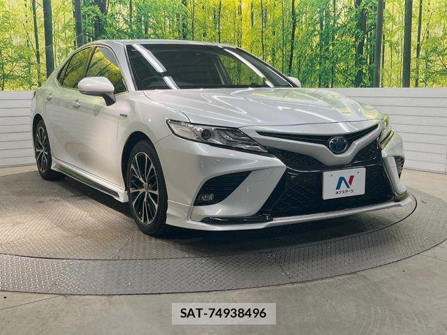 Toyota CAMRY HYBRID 2019-07 6790743-16