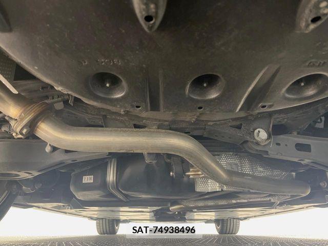 Toyota CAMRY HYBRID 2019-07 6790743-19
