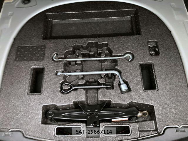 Toyota CAMRY HYBRID 2017-11 6790754-15