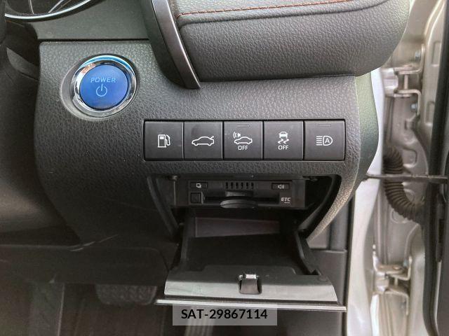 Toyota CAMRY HYBRID 2017-11 6790754-16