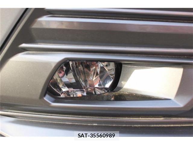 Toyota CAMRY HYBRID 2017-11 6790755-22
