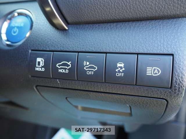 Toyota CAMRY HYBRID 2018-11 6790747-12