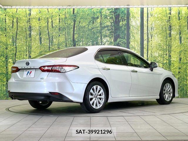 Toyota CAMRY HYBRID 2018-06 6790746-16