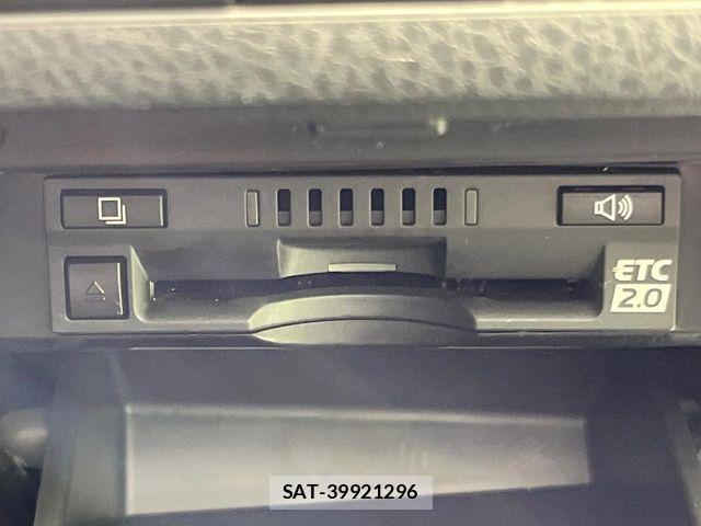 Toyota CAMRY HYBRID 2018-06 6790746-6
