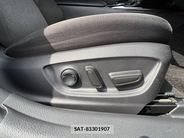 Toyota CAMRY HYBRID 2018-06 6790753-11