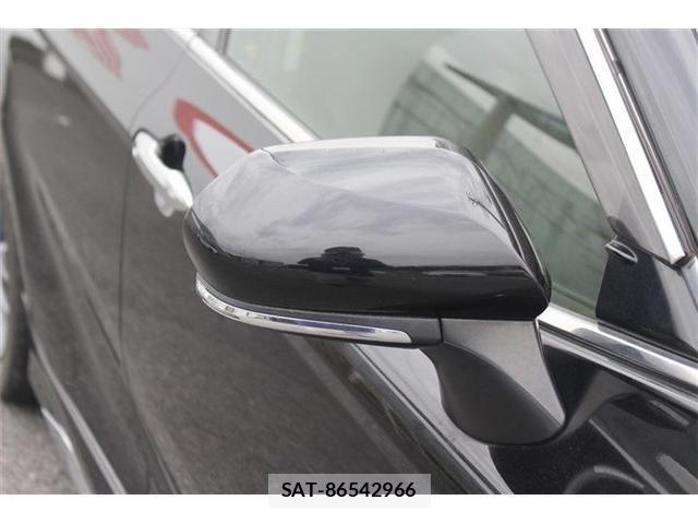 Toyota CAMRY HYBRID 2017-11 6790756-21