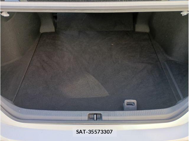 Toyota CAMRY HYBRID 2023-07 6790742-18