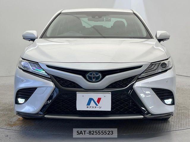 Toyota CAMRY HYBRID 2019-11 6814124-14