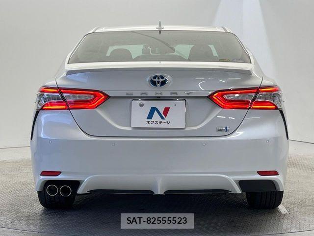 Toyota CAMRY HYBRID 2019-11 6814124-15