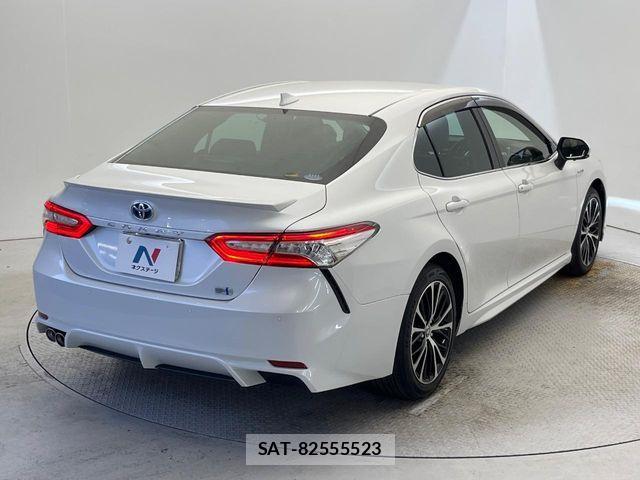Toyota CAMRY HYBRID 2019-11 6814124-17