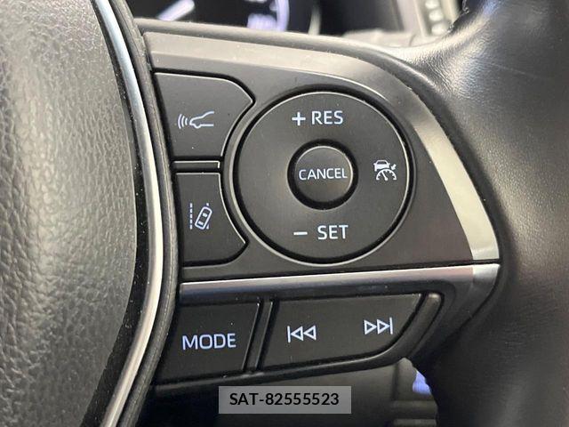 Toyota CAMRY HYBRID 2019-11 6814124-5