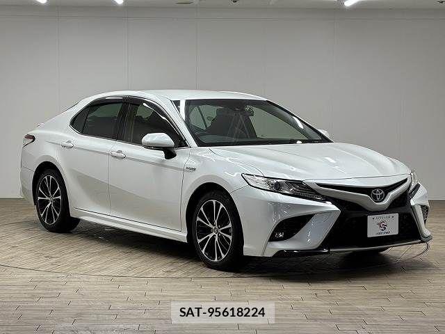 Toyota CAMRY HYBRID 2019-04 6814123-13