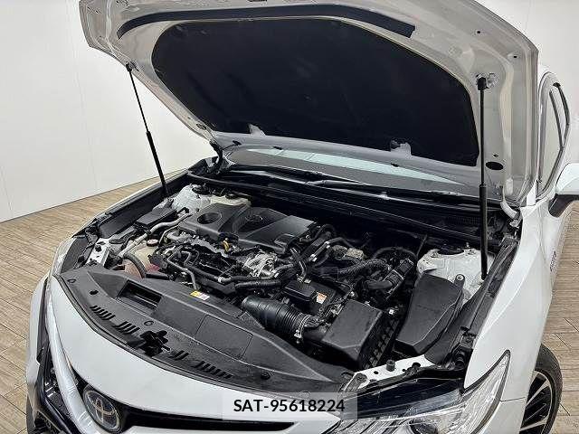 Toyota CAMRY HYBRID 2019-04 6814123-17