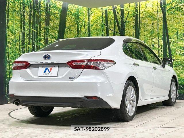 Toyota CAMRY HYBRID 2017-08 6814127-16