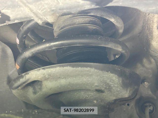 Toyota CAMRY HYBRID 2017-08 6814127-19
