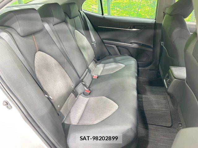 Toyota CAMRY HYBRID 2017-08 6814127-8