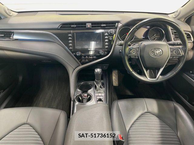 Toyota CAMRY HYBRID 2019-02 6902944-1