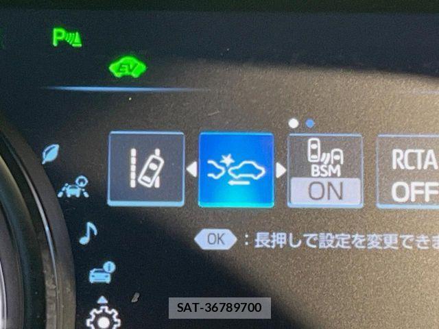 Toyota CAMRY HYBRID 2020-10 6902934-3