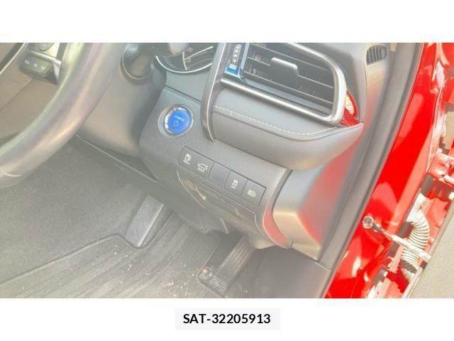 Toyota CAMRY HYBRID 2020-08 6902950-11