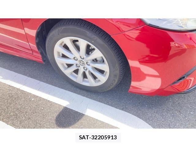 Toyota CAMRY HYBRID 2020-08 6902950-1