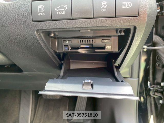 Toyota CAMRY HYBRID 2021-12 6902929-18