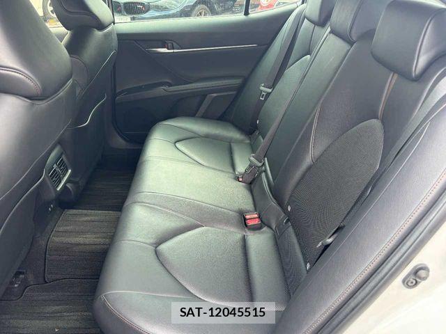Toyota CAMRY HYBRID 2019-03 6902947-20