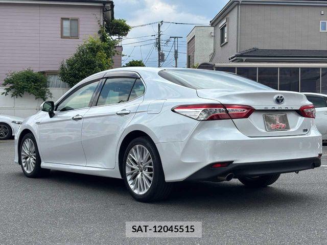 Toyota CAMRY HYBRID 2019-03 6902947-28