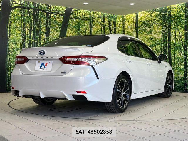 Toyota CAMRY HYBRID 2019-07 6902946-17