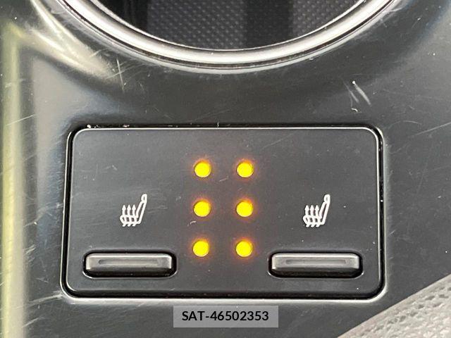 Toyota CAMRY HYBRID 2019-07 6902946-5