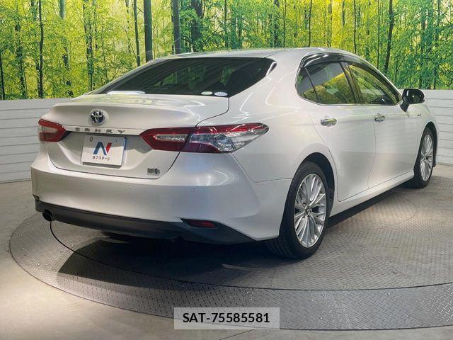 Toyota CAMRY HYBRID 2018-05 6902945-17
