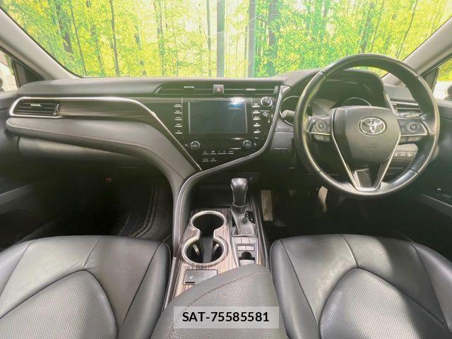Toyota CAMRY HYBRID 2018-05 6902945-1