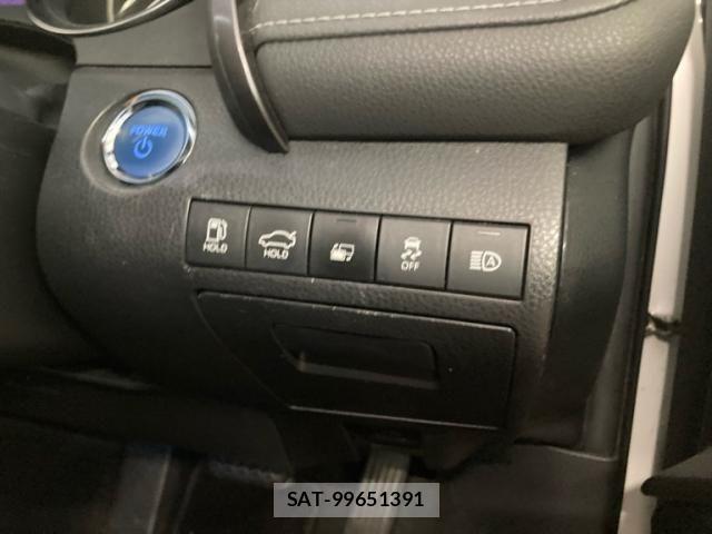 Toyota CAMRY HYBRID 2018-10 6902955-15