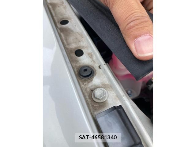Toyota CAMRY HYBRID 2016-07 6902967-16