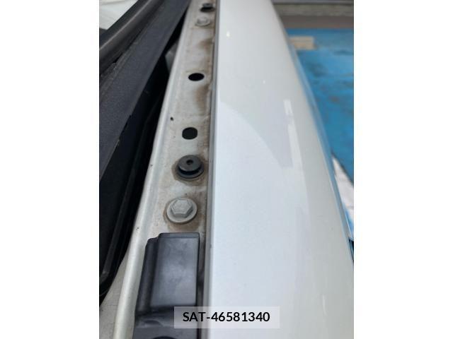 Toyota CAMRY HYBRID 2016-07 6902967-17