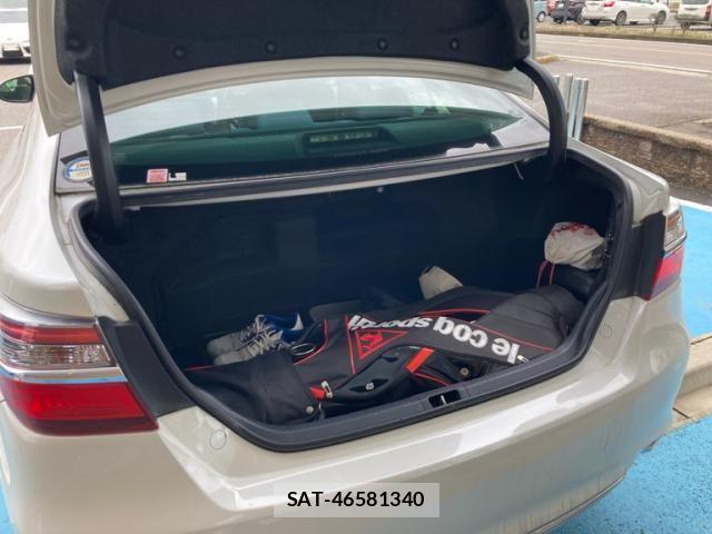 Toyota CAMRY HYBRID 2016-07 6902967-8