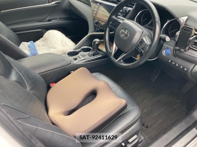 Toyota CAMRY HYBRID 2019-06 6902957-12