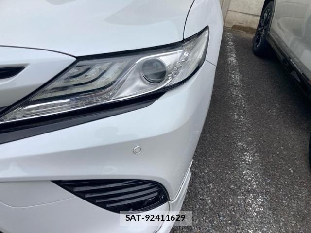 Toyota CAMRY HYBRID 2019-06 6902957-2