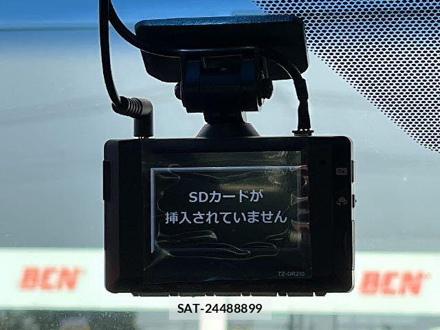 Toyota CAMRY HYBRID 2024-03 6991246-11