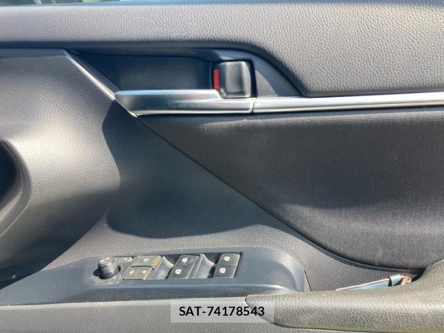 Toyota CAMRY HYBRID 2017-10 6991320-17