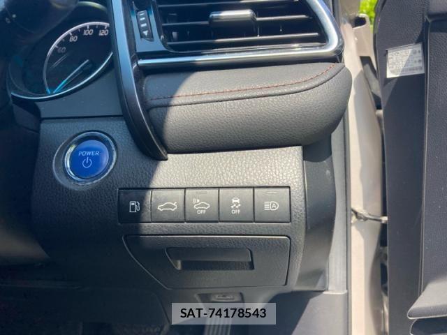 Toyota CAMRY HYBRID 2017-10 6991320-18